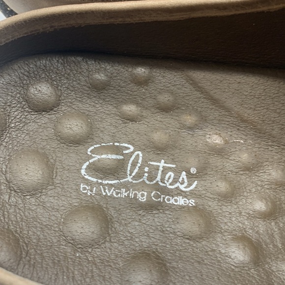 Walking Clouds Elites Tan Leather Slip On Clog Sz 11. CM3513B - Picture 3 of 9